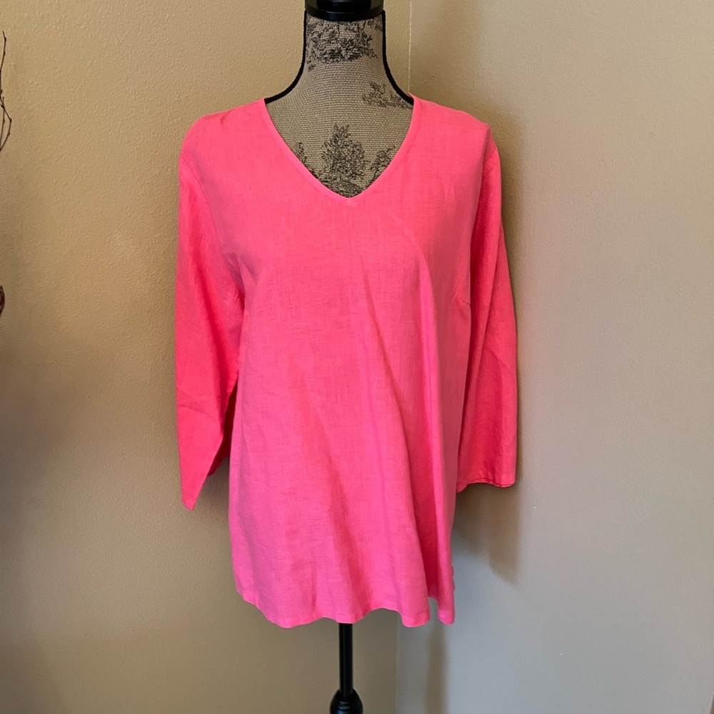 Vibrant Pink V-Neck Women's Top